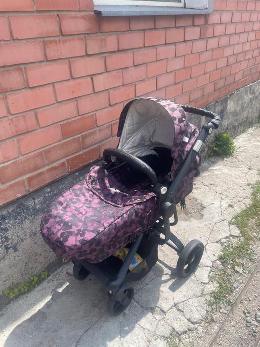 Отличная коляска для малышей