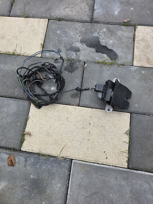 Vind încuietoare ford