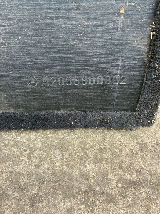 Кора за багажник