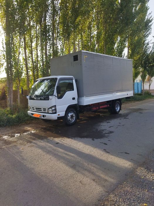 Isuzu terilgan mator senji