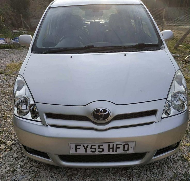 Тойота Корола Версо-Toyta Corola Verso