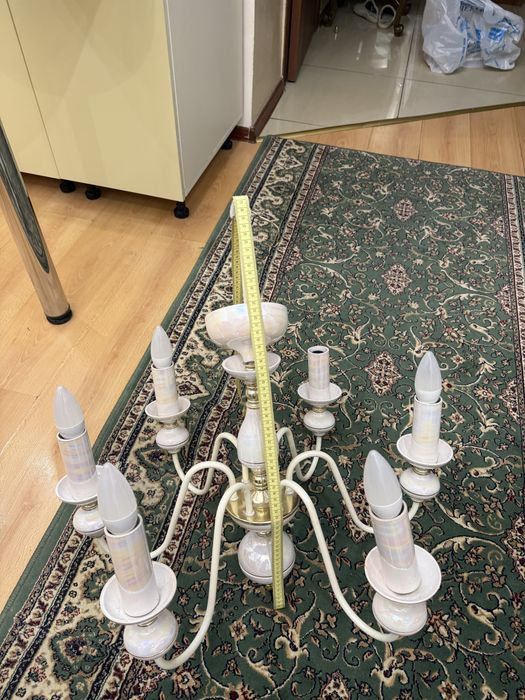 Люстра фарфоровая