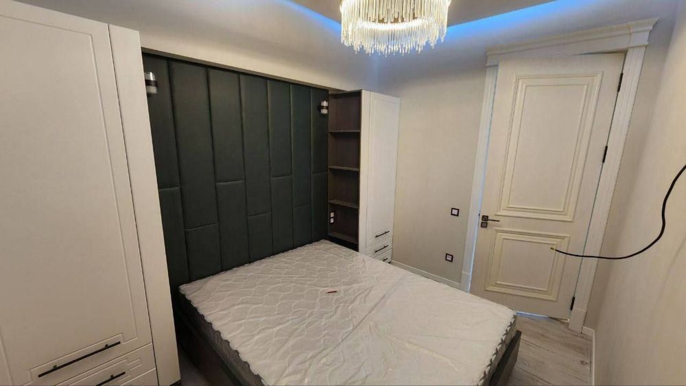 Продается 3 ком. Квартира в полуподвале в Мархабо площадью 78 кв.м.