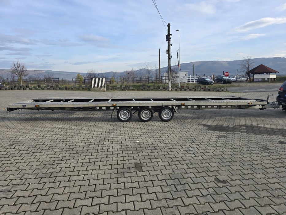 Trailer /platforma  8.5 m drept roti 13
