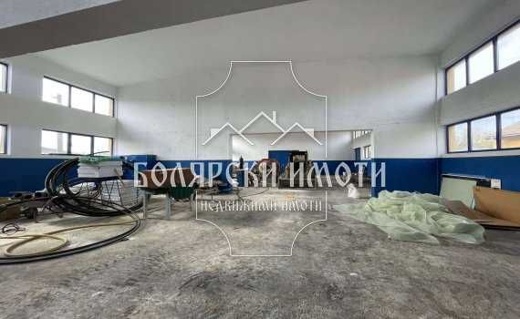 Продава се Промишлена сграда в с. Плаково, Област Велико Търново - 5000 кв.м за 70 €/кв.м - Снимка #14