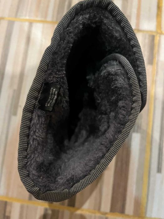 Дамски велурени ботуши