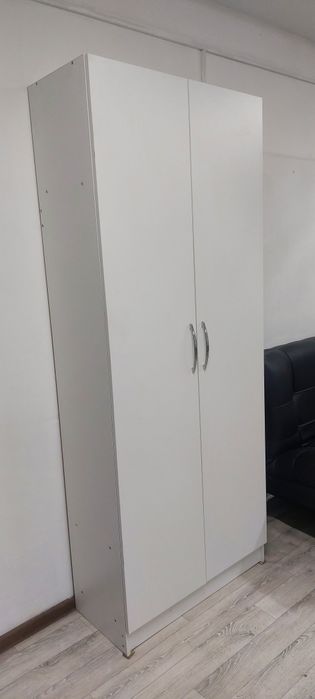 Шкаф белый для салона, офиса , дома