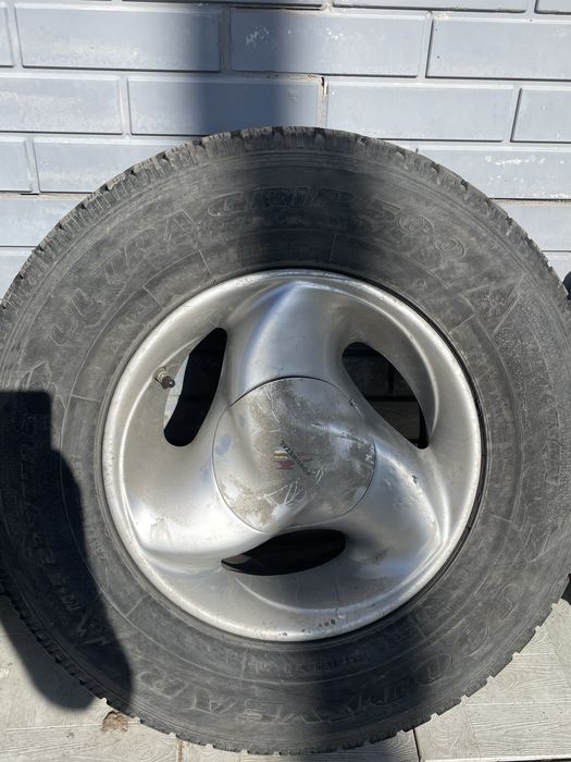 Продам 4 диска на хорошей зимней резине