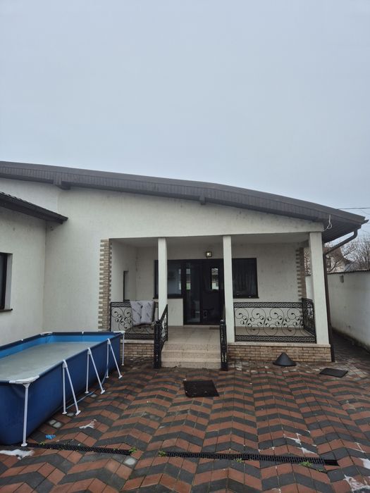 Casă de vânzare zona capsunarie