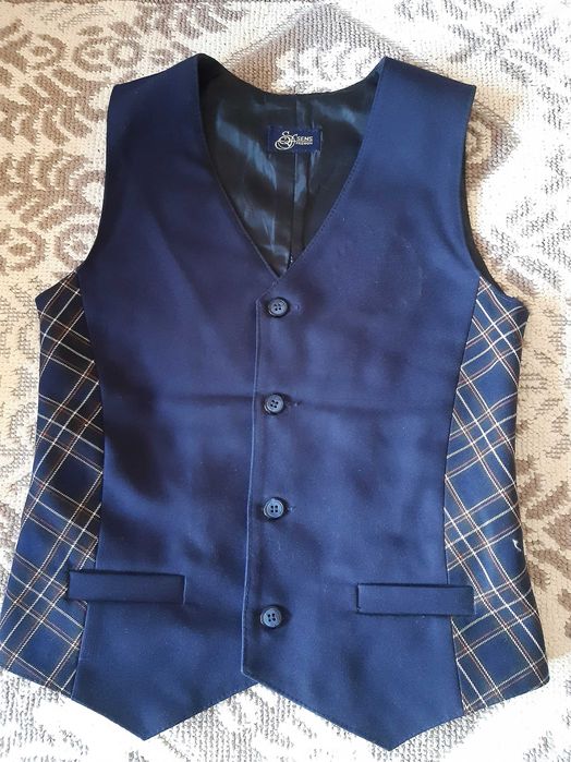 Жилет школьный на мальчика