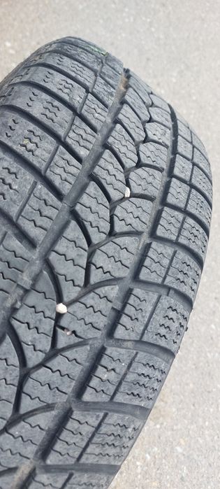 Jante cu anvelope de  iarna  de vânzare