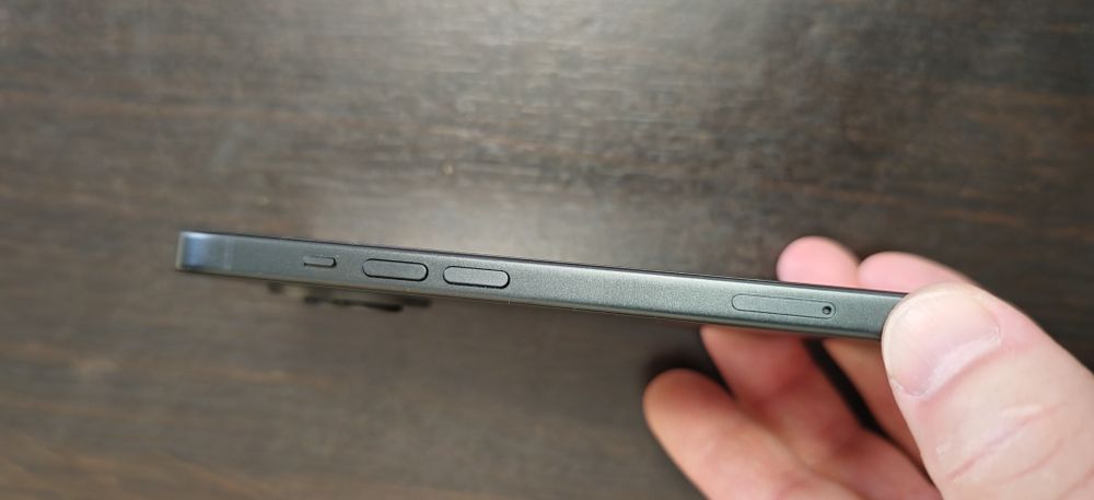 Vând IPHONE 15 Garanție 2 ani