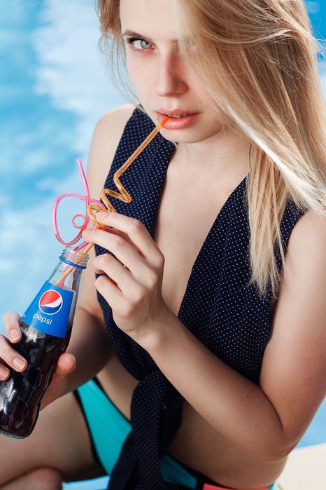 Canon 60D фотоапарат + два обектива и аксесоари Kanon