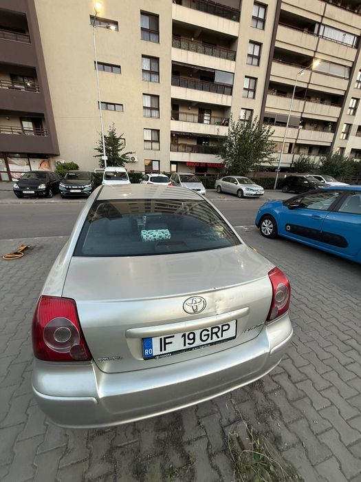 Se vinde Toyota Avensis