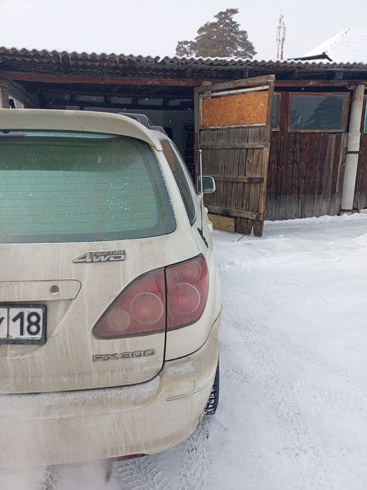 Продам Лексус рх300