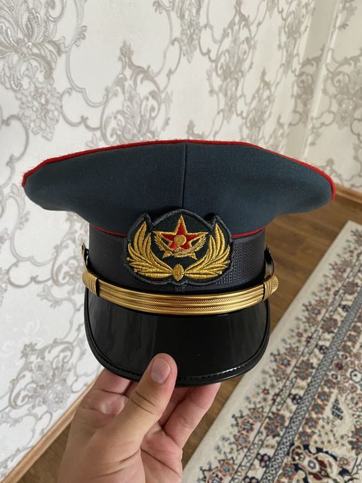 Парадтық әскери форма сатылады