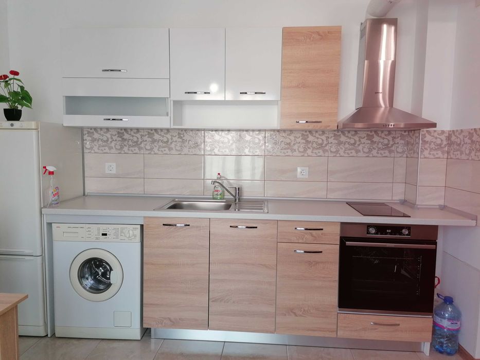 Дава се под наем Двустаен апартамент в Варна, Младост 1 - 55 кв.м за 510 € - Снимка #1