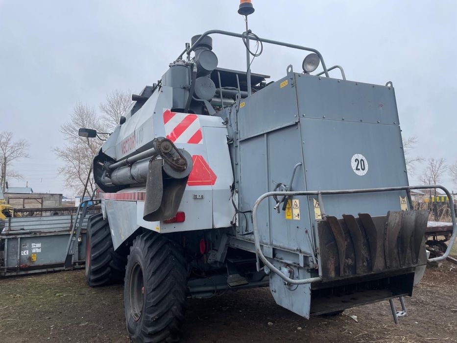 Продам комбайн Вектор