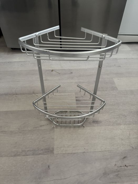 Продаётся полочки для ванны