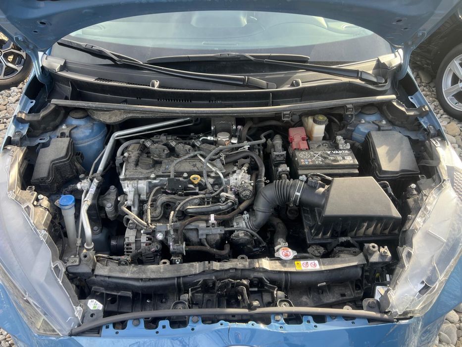 Toyota Yaris 1.5 benzina, avariat, AVARIATE