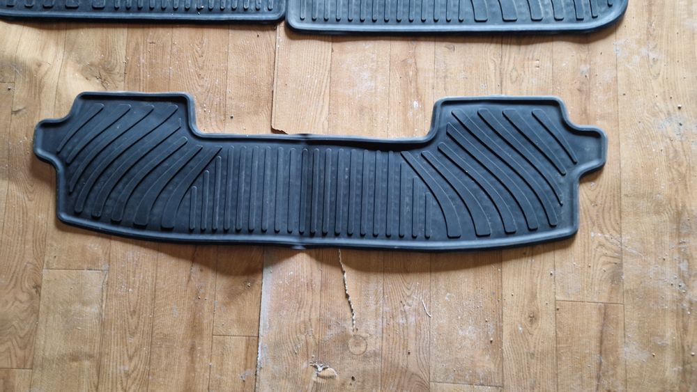 Полик тойота хайландер