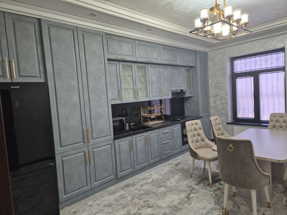 Аренда квартира 130кв