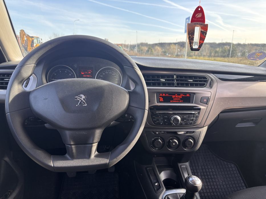 Peugeot 301 / 1.2 Puretech / 2018 / Euro 6 / Carte service