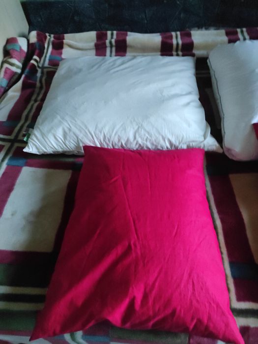 Perne, Perine, mari si mici din puf de gâscă din import