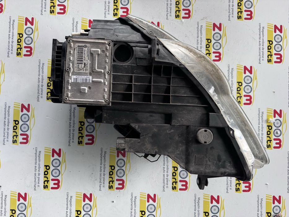 Far dreapta bi xenon adaptiv VW Passat B6 volan stanga 2005-2010