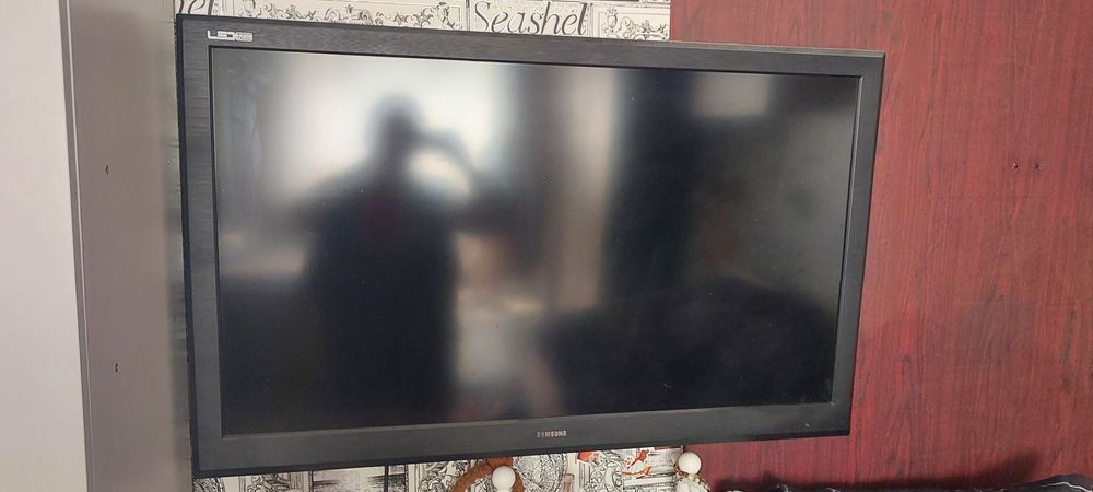 Продам телевизор бу