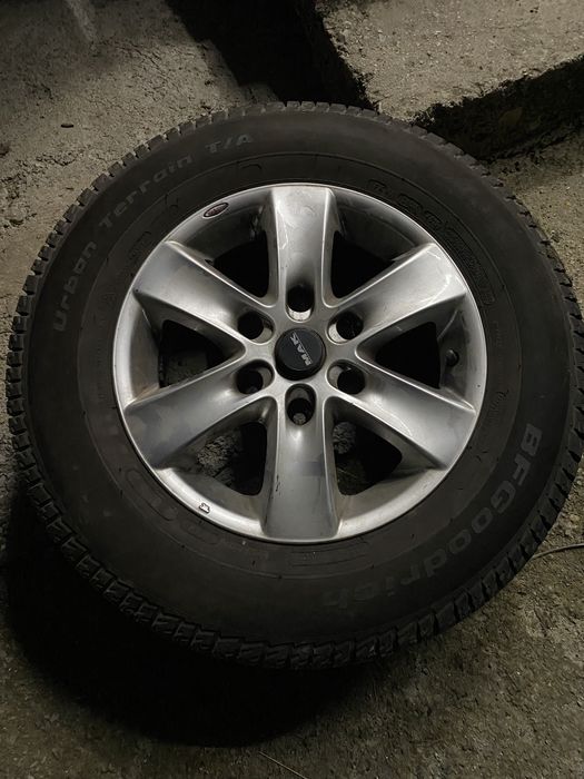 Гуми с Джанти 16ки 6x139,7