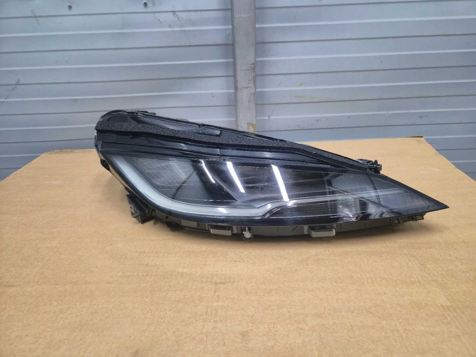 Far dreapta Tesla Model 3 Facelift Full LED An 2023 - 2026 cod  1760889-00-F