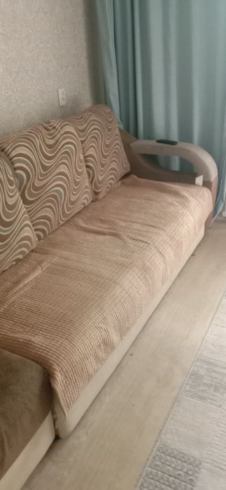 Диван отдам даром
