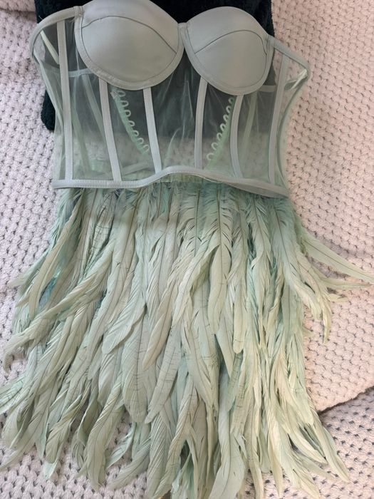 Rochie de ocazie cu pene