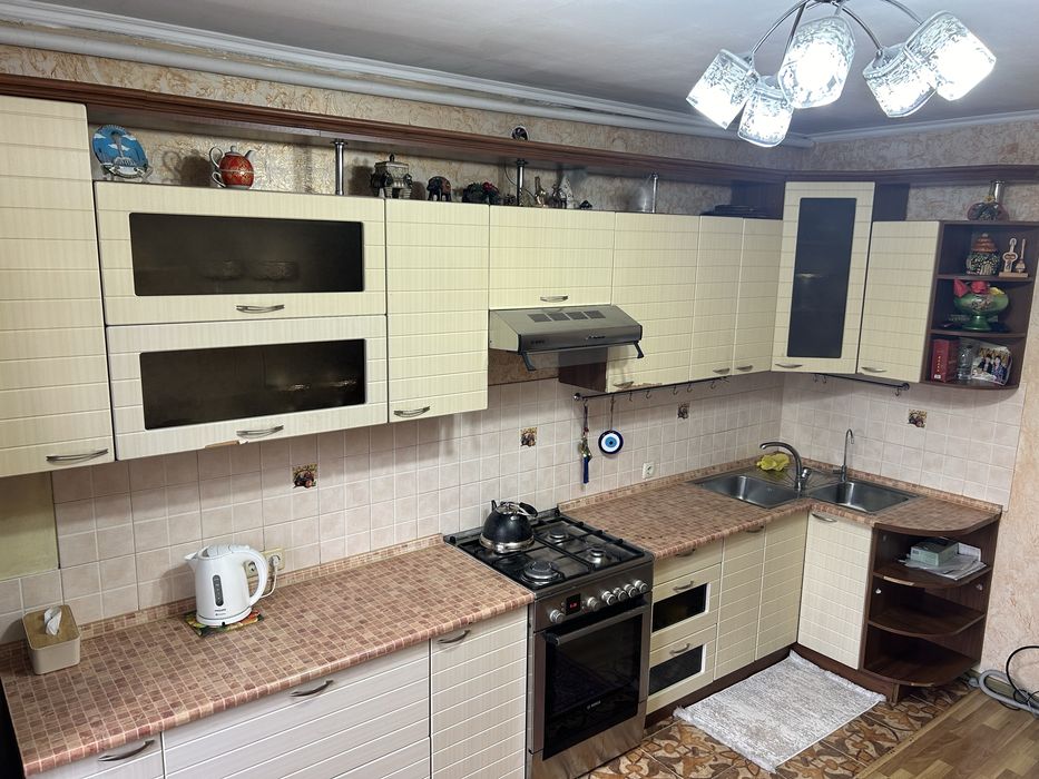 Кухоння гарнитура