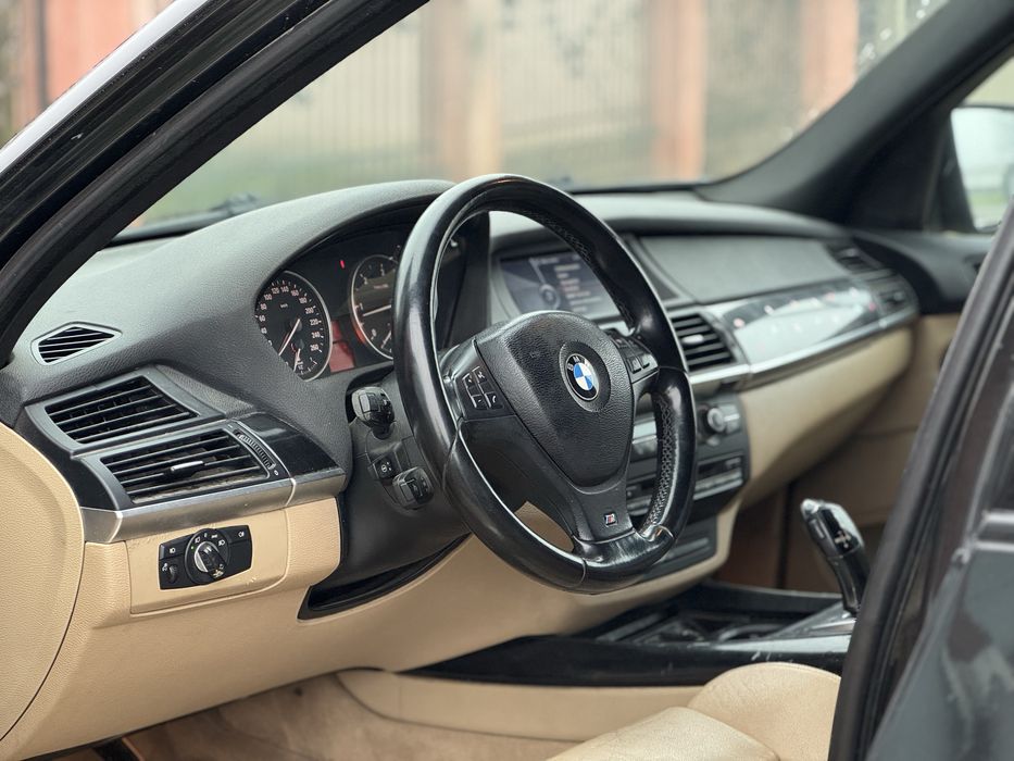 BMW X5 E70 bixenon shadowline