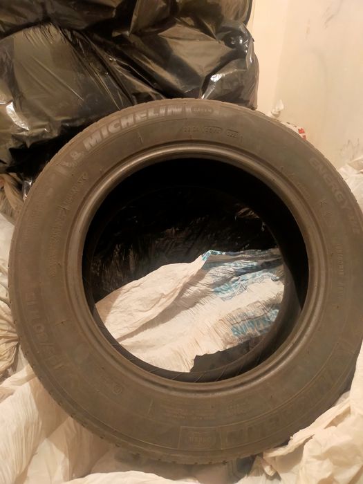 Шины 195/60/15 MICHELIN