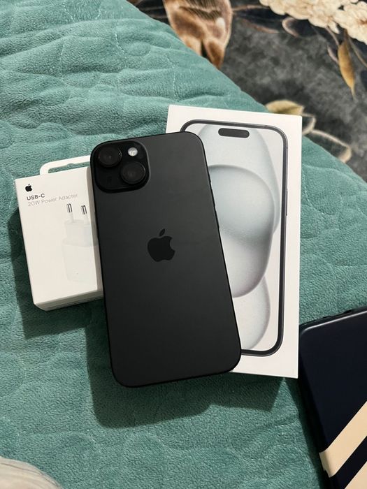 Айфон 15 с гарантии