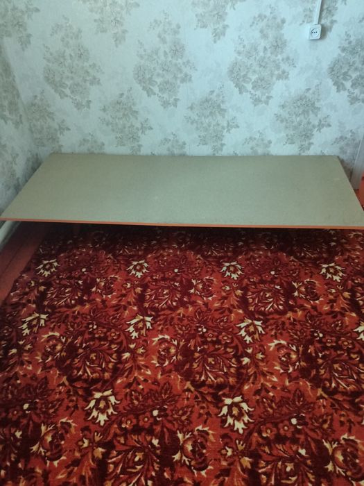 Жер стол сатылады 12000