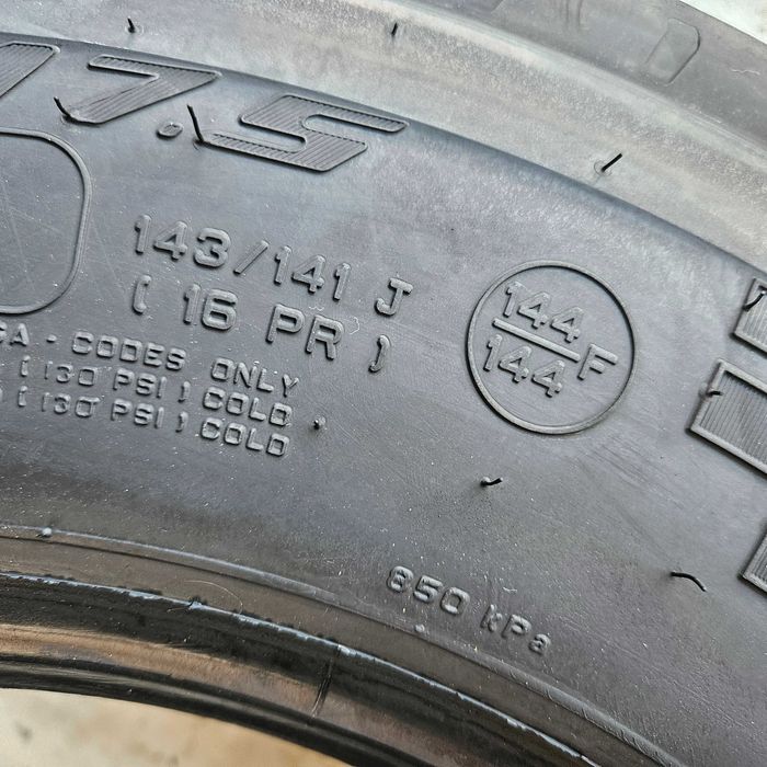 1 гума за ремарке 235/75R17.5 Pirelli ST:01 143/141J 16PR 240лв. С ДДС
