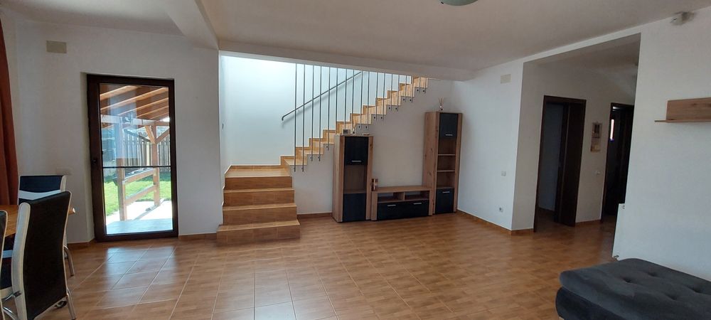 PROPRIETAR   inchiriez (vand)casa individuala P+M + pod , Dumbravita ,