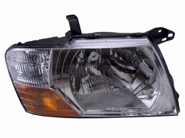 Фара Mitsubishi Pajero