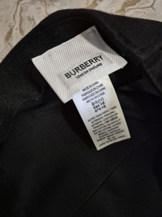 Șapcă Burberry originală