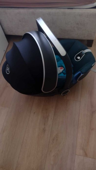 Столче - кошница за кола GB Idan