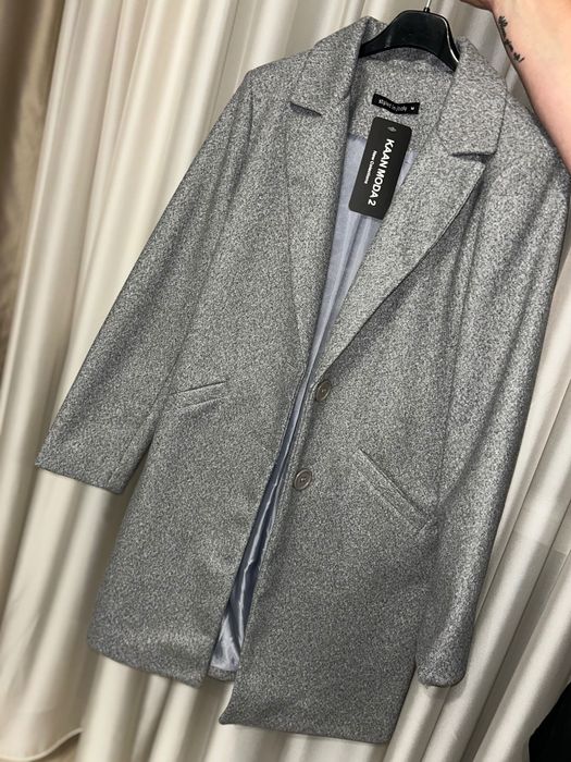 Чисто ново с етикет - Уникално дълго палто