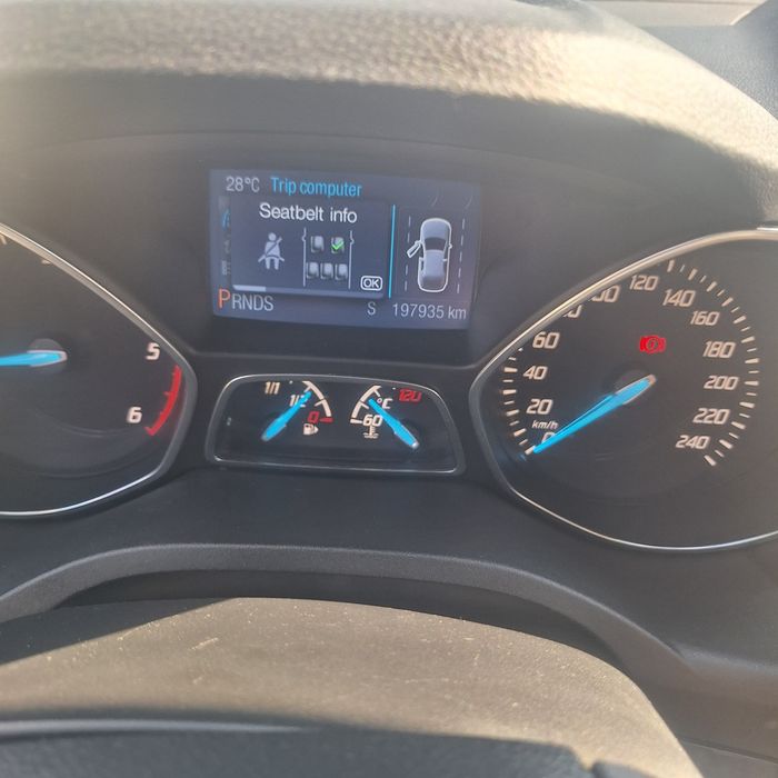 Vând Ford kuga an fabricație 2013