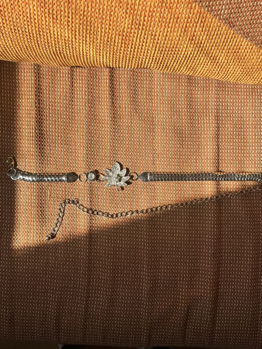 Блестящ дамски колан