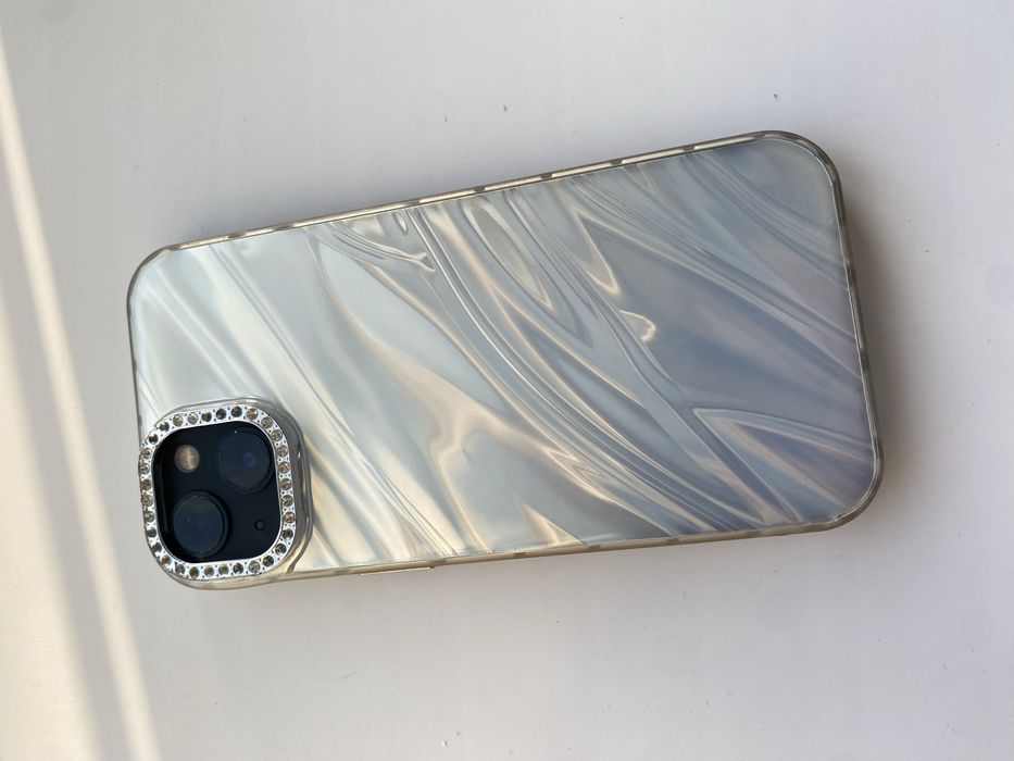 Продам Iphone 13 128gb