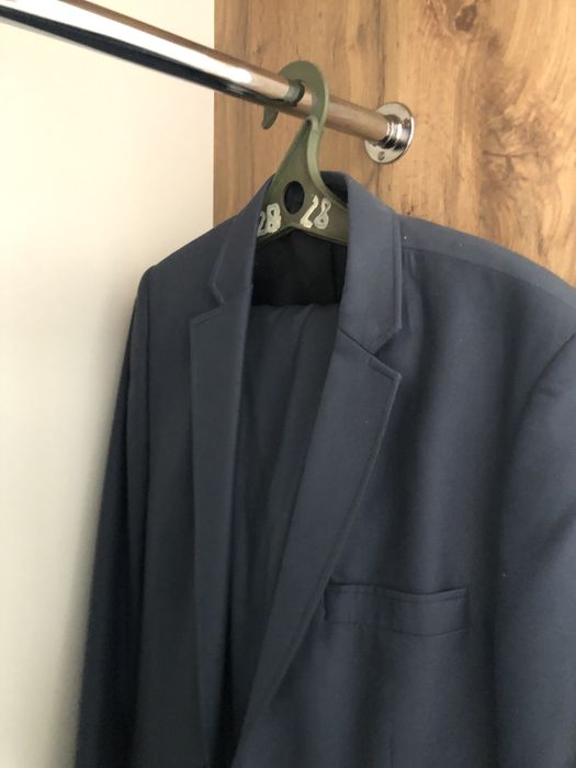 Продам костюм и пиджак для осень