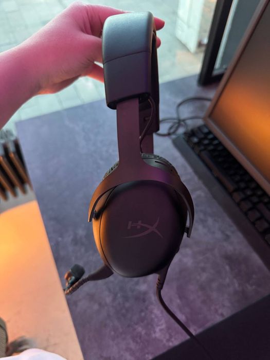 Продам мониторы,мышки,наушники